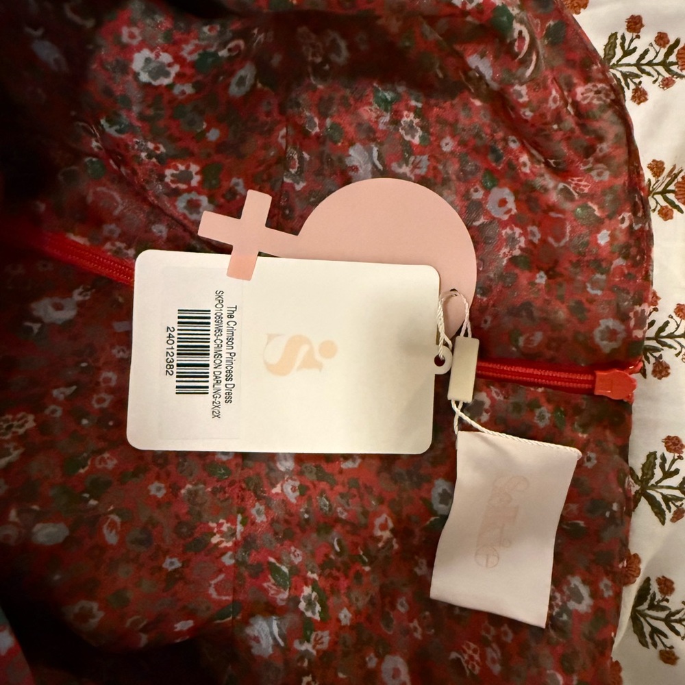 Selkie Crimson Princess Puff Dress - Picture 2 of 3
